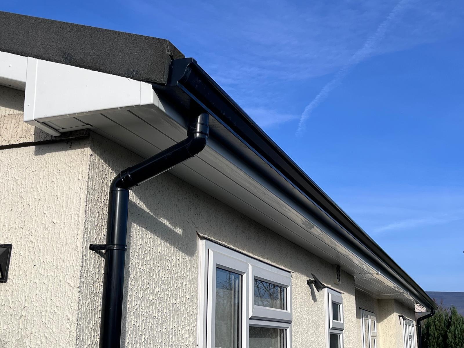 Park home seamless guttering